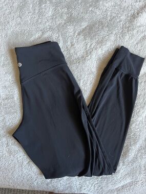 Lululemon Align Jogger *28" size 4 in Black